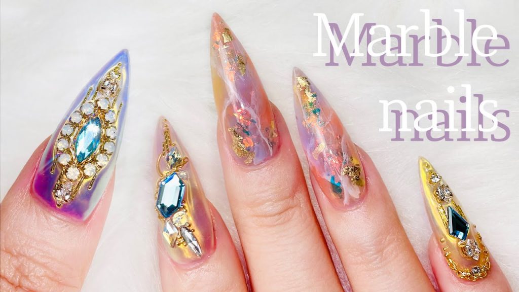 nails